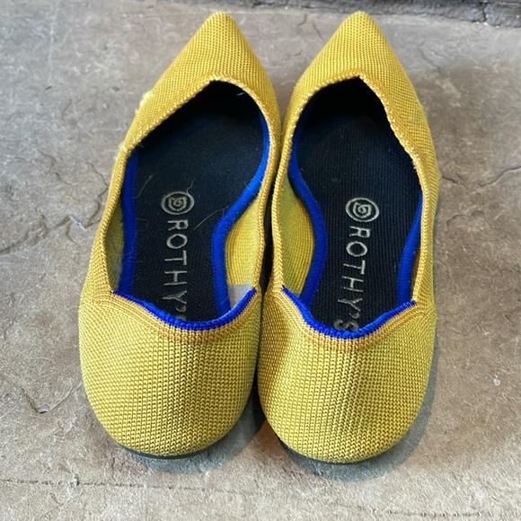 Distressed Rothy’s - Picture 4 of 10